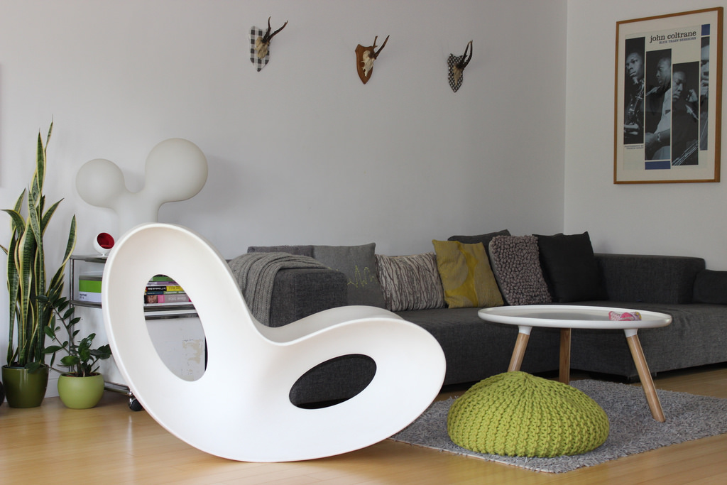 MAGIS Rocking chair VOIDO White RAL 9010 Polyethylene