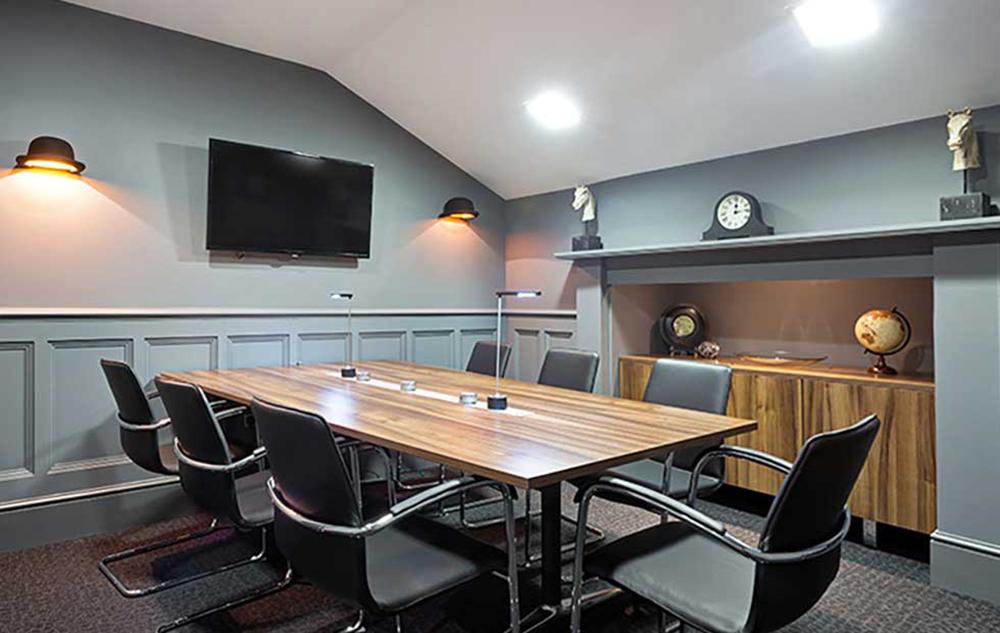 INNERMOST lampada da parete con bombetta JEEVES WALL