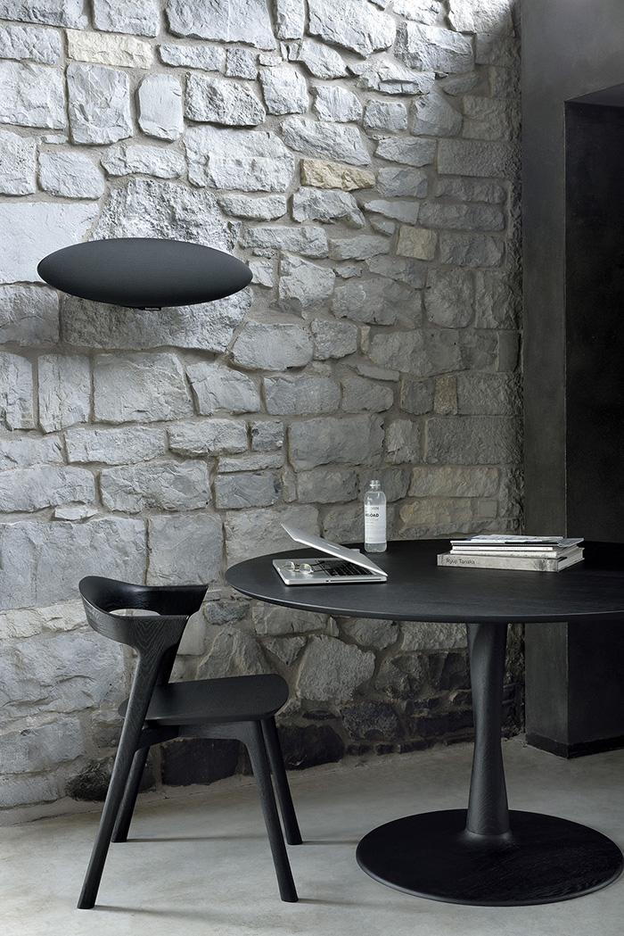 Torsion dining table discount