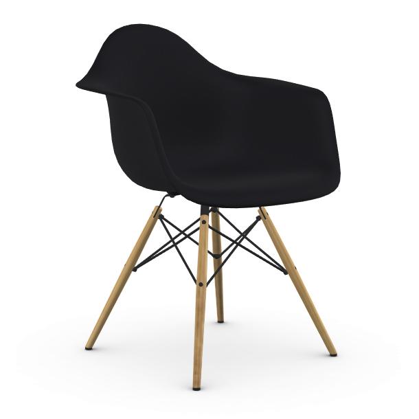 VITRA Eames Plastic Armchair DAW NEW DIMENSIONS Intense black