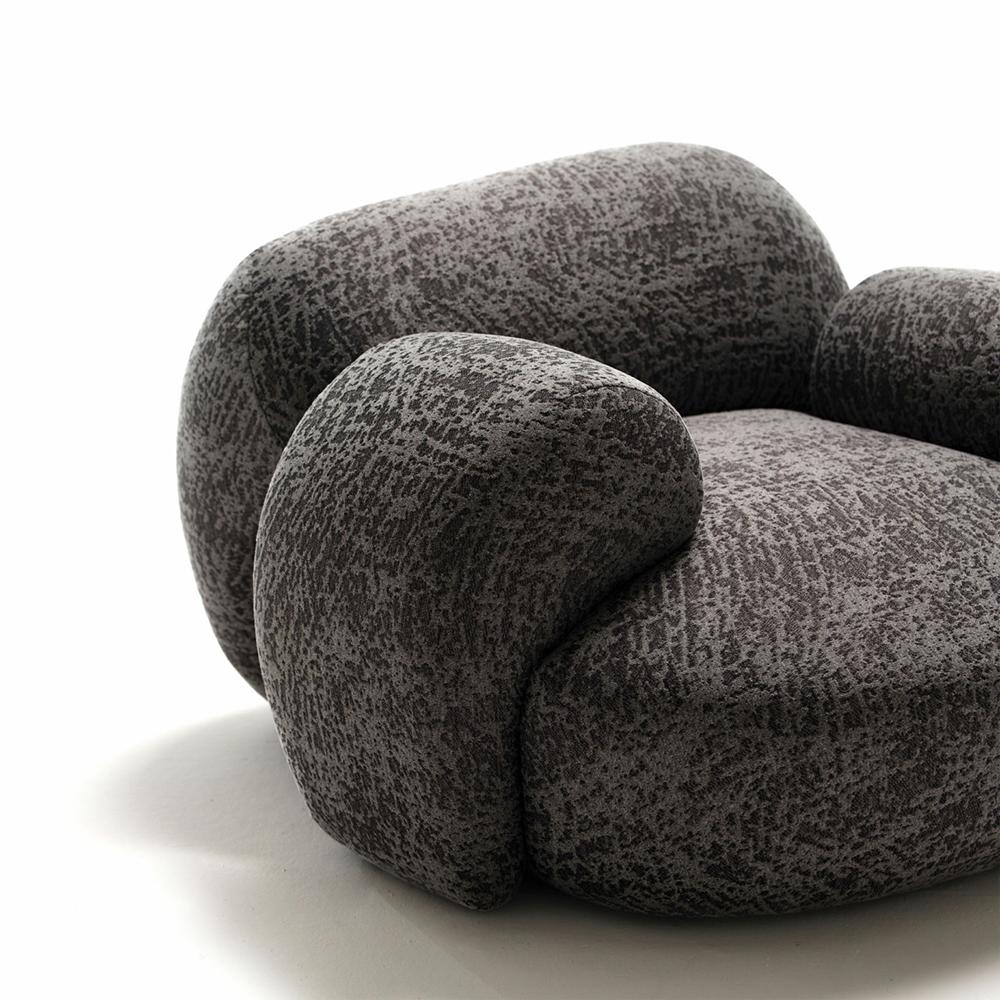 MOGG armchair MOCHI
