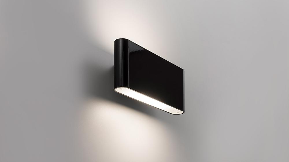 ARTEMIDE lamp TWO FLAGS WALL